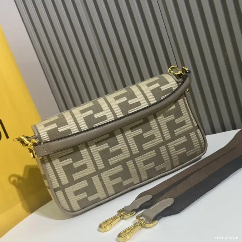Vintage HOT Bag Fendi Grey FF Medium Baguette In Canvas Motif 0613